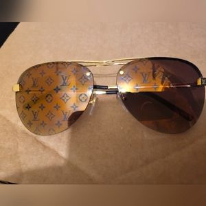 Louis vuitton sun glasses